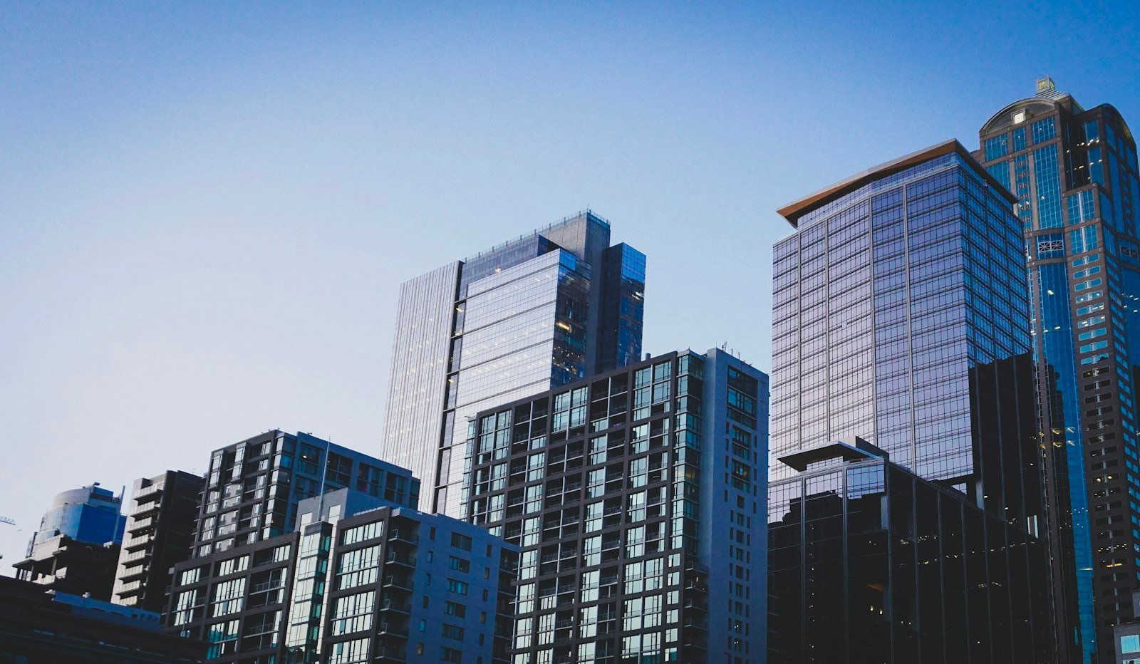 Harbor Point Sky Residence — exterior