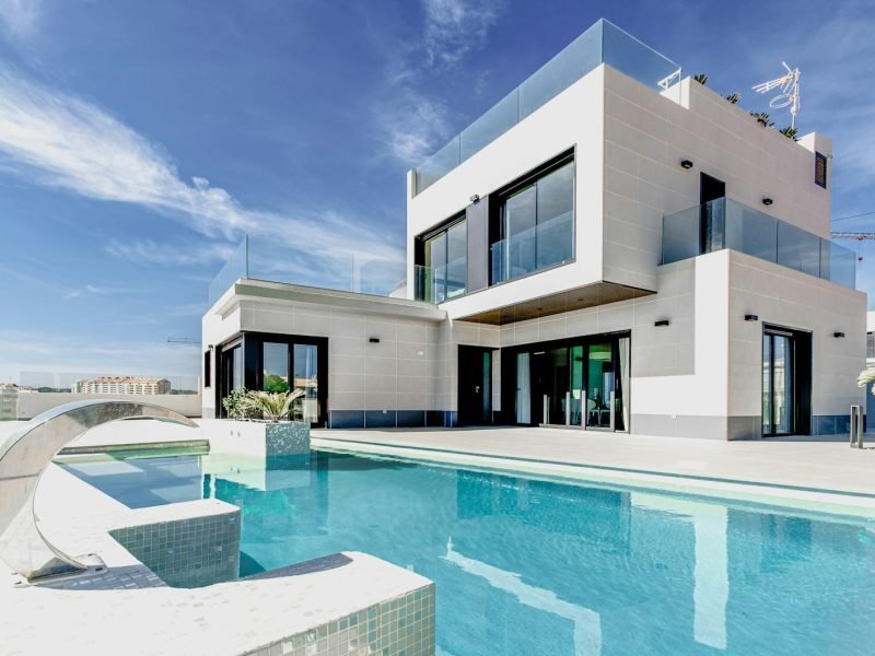 Bayview Terrace Cantilever House
