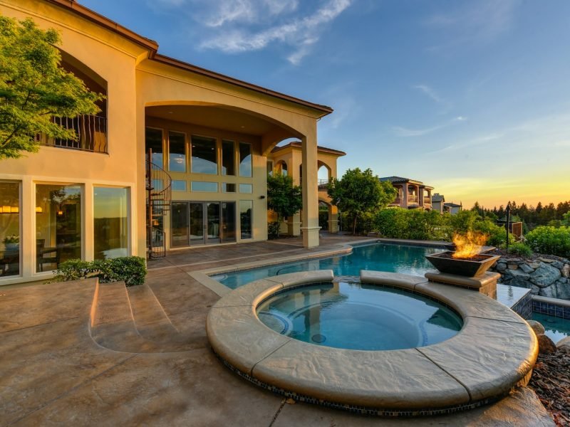 Maple Grove Lakeside Ranch
